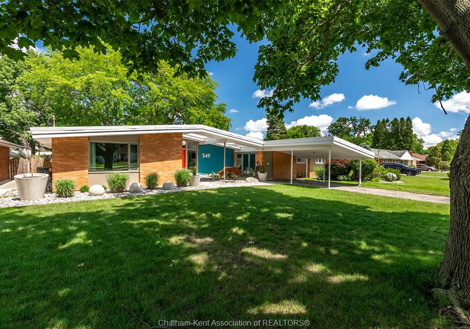 549-lacroix-street-chatham-ontario-26017242