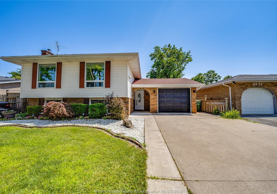 9645-asgard-road-windsor-ontario-26017283