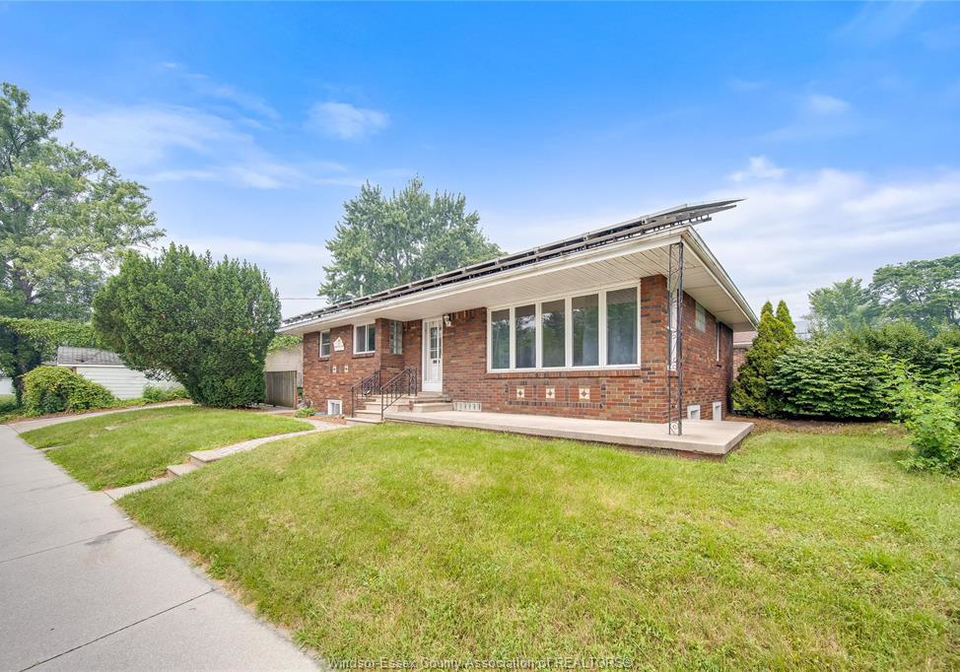 2914-wyandotte-street-windsor-ontario-26017331