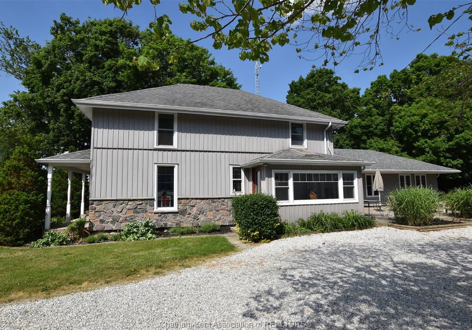 10517-longwoods-road-chatham-township-ontario-26017345
