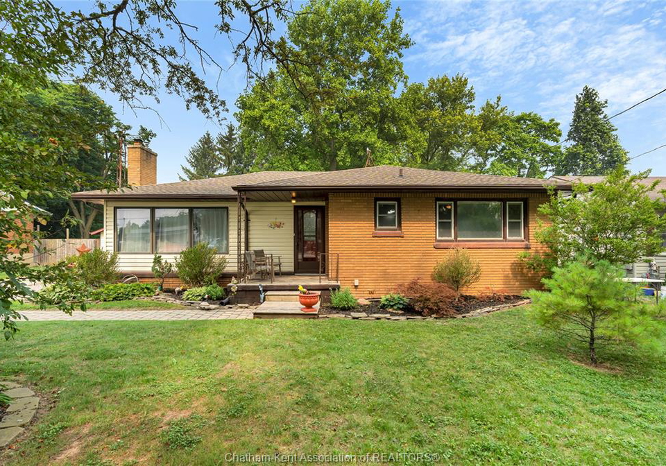9467-longwoods-road-chatham-township-ontario-26017354