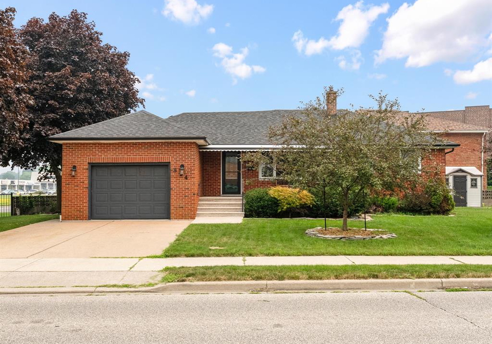 814-watson-avenue-windsor-ontario-26017363