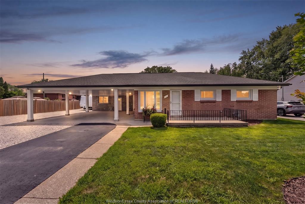 350-maple-avenue-lasalle-ontario-26017368