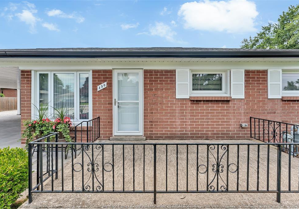 350-maple-avenue-lasalle-ontario-26017368
