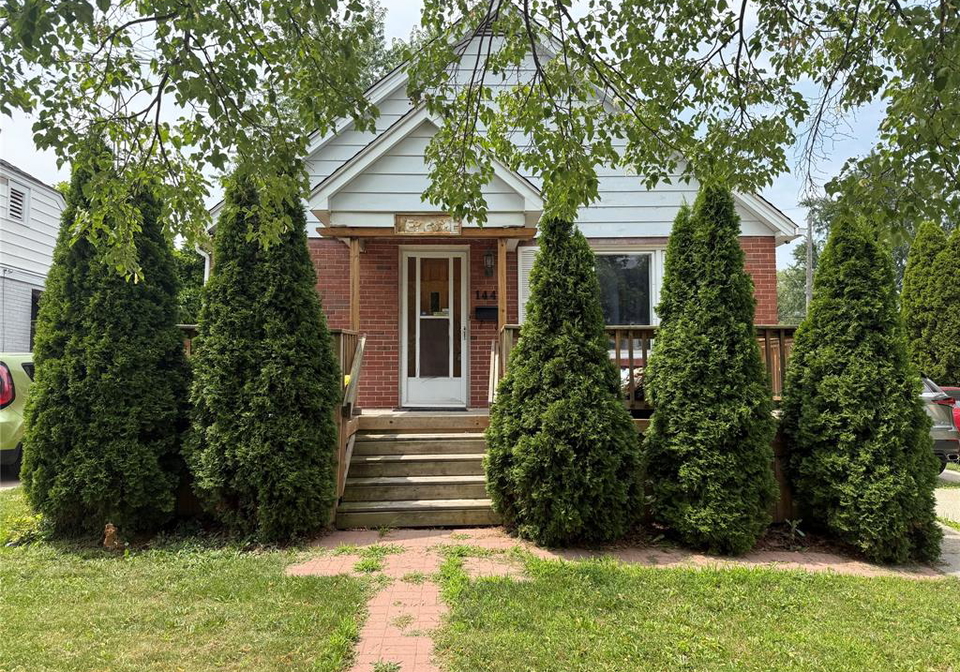 1441-arthur-road-windsor-ontario-26017375