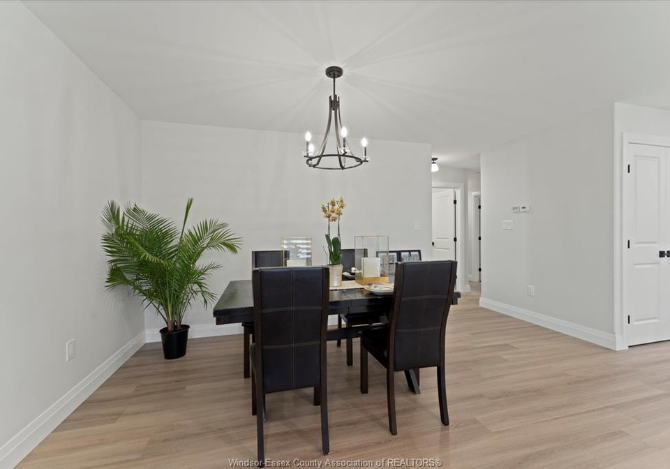 1862-meighen-windsor-ontario-26017388