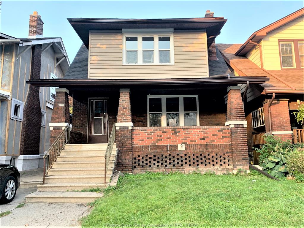 1076-dougall-windsor-ontario-26017416