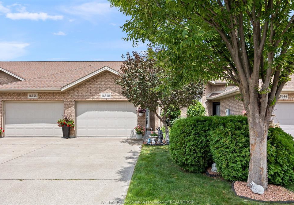 11840-boulder-crescent-windsor-ontario-26017422