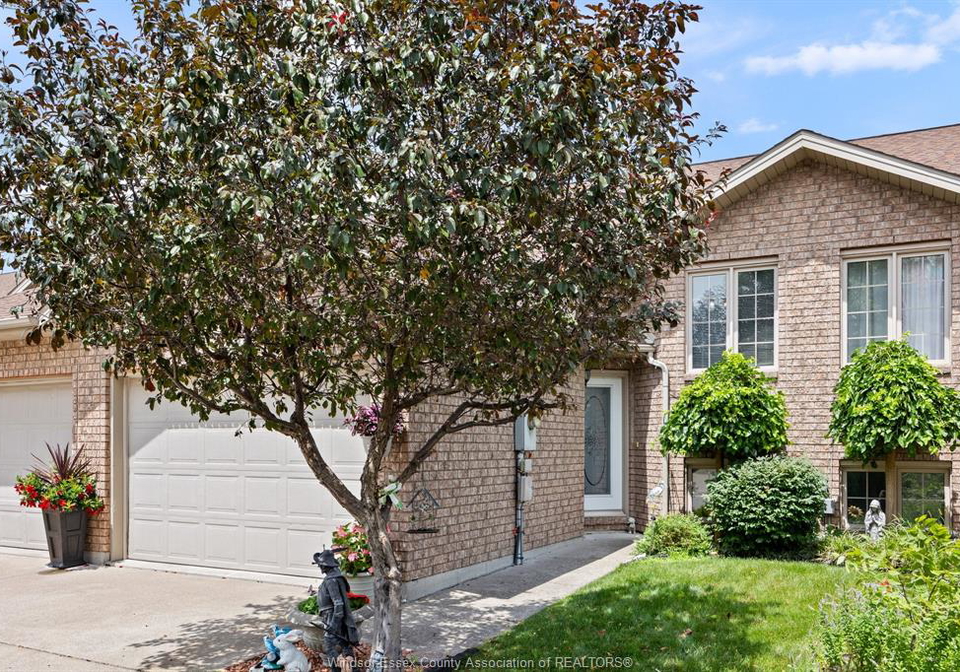 11840-boulder-crescent-windsor-ontario-26017422