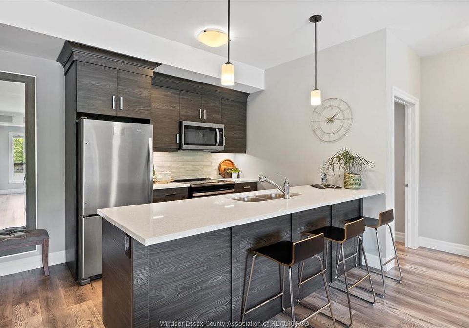 5840-newman-lasalle-ontario-26017464