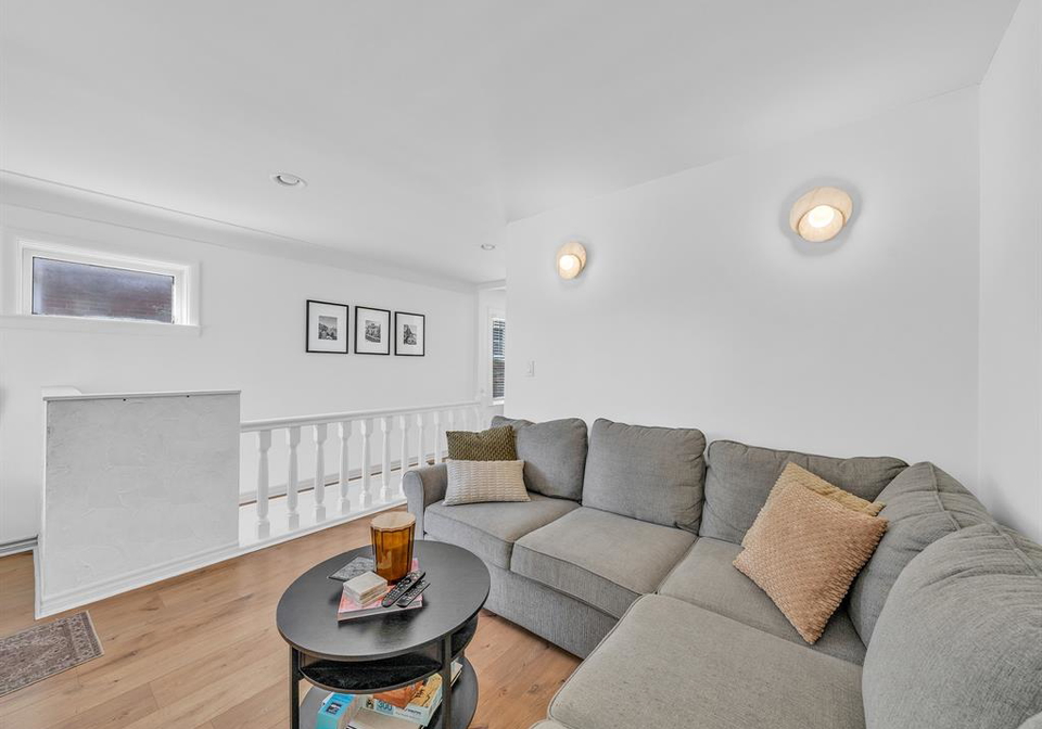1767-langlois-windsor-ontario-26017470