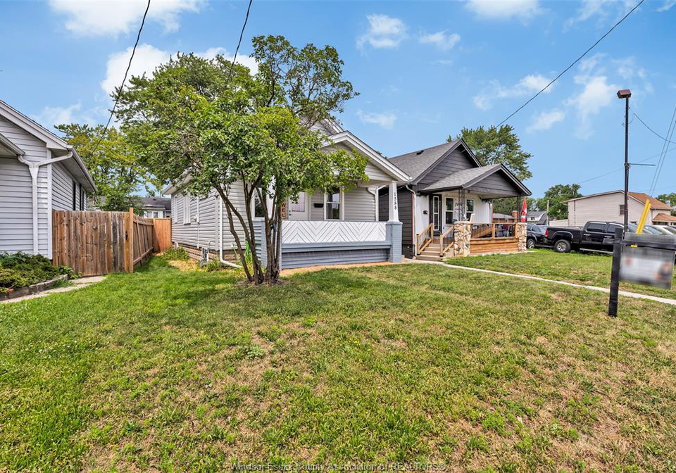 1588-tecumseh-road-west-windsor-ontario-26017495