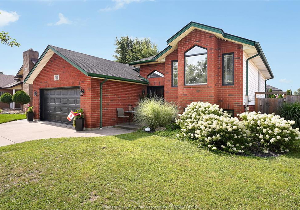 398-international-avenue-lasalle-ontario-26017497