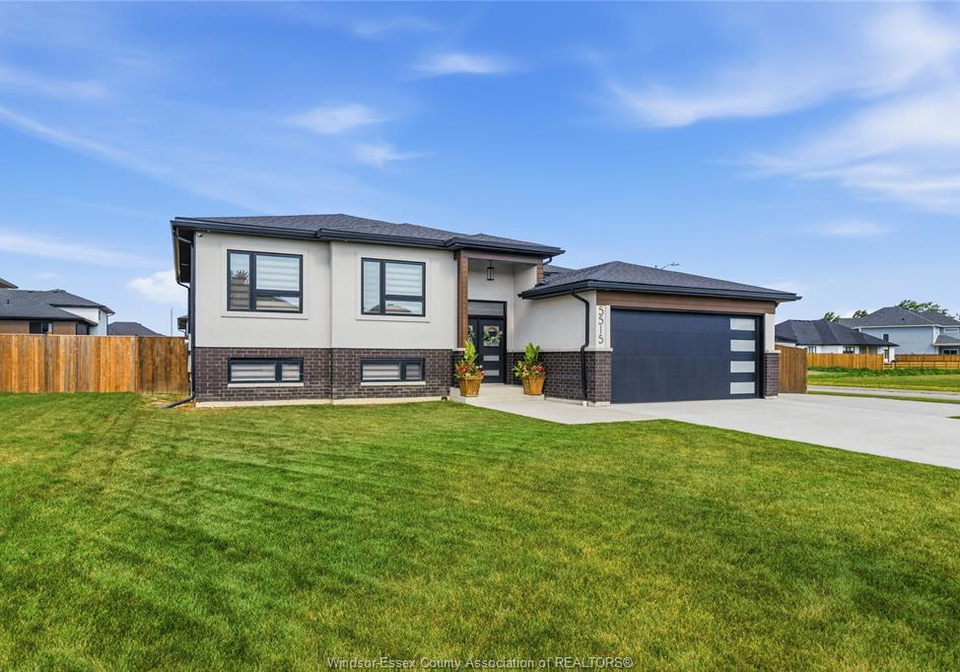 5515-nostadt-comber-ontario-26017520