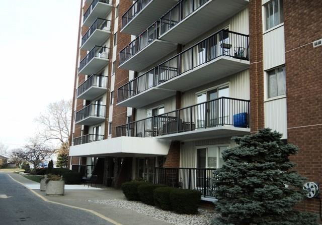 8591-riverside-drive-east-windsor-ontario-26017531