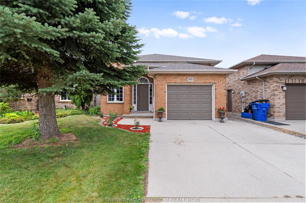 90-taylor-trail-chatham-ontario-26017563