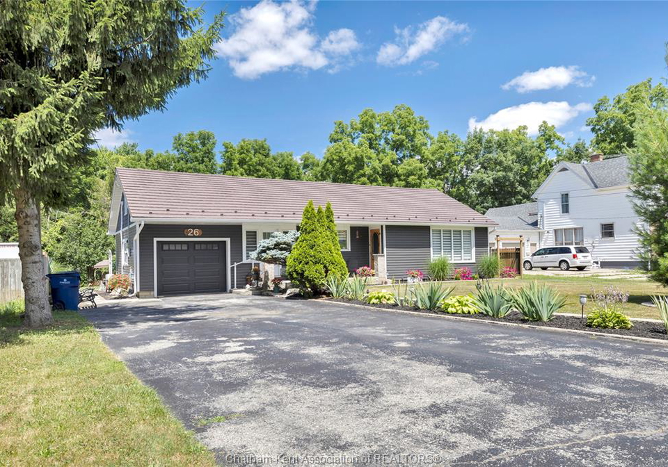 26-sherman-street-thamesville-ontario-26017606