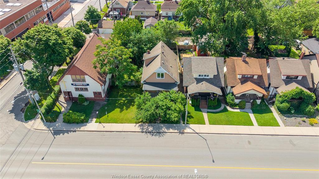 2075-ottawa-street-windsor-ontario-26017619