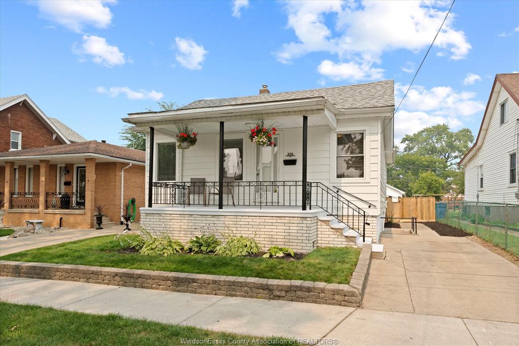920-louis-windsor-ontario-26017630