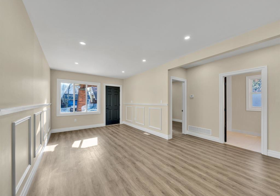 1568-york-street-windsor-ontario-26017632