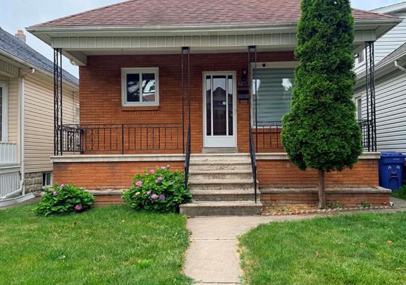 1233-lincoln-windsor-ontario-26017633