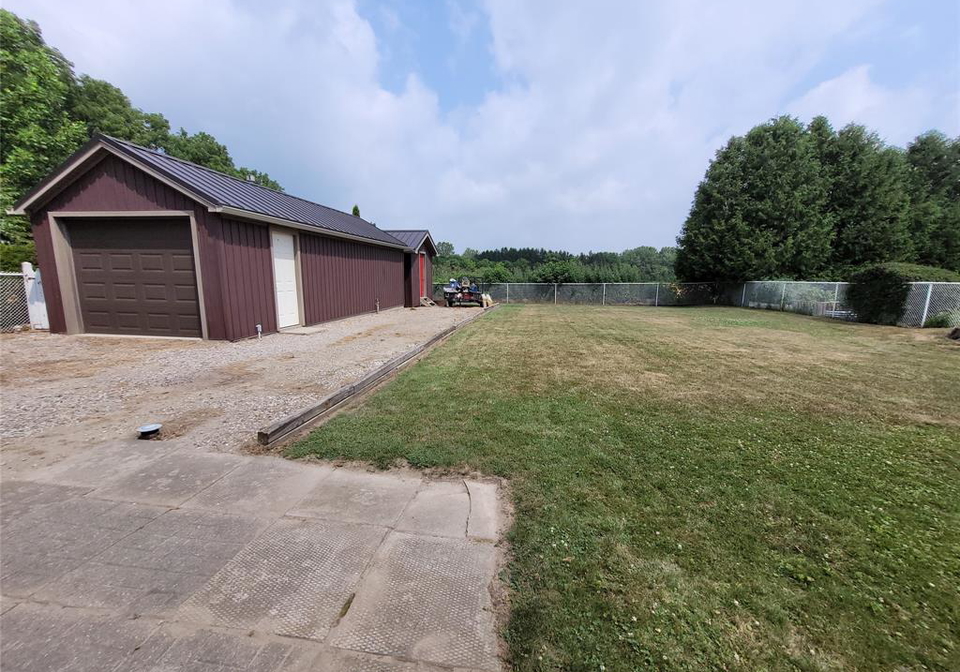 264-walnut-street-dresden-ontario-26017644