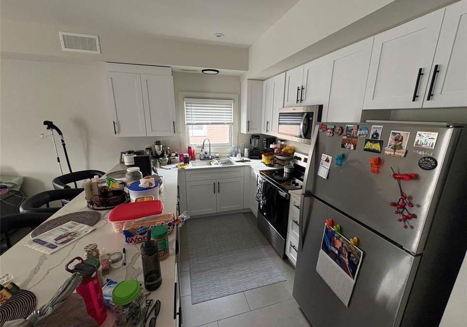 233-watson-windsor-ontario-26017656