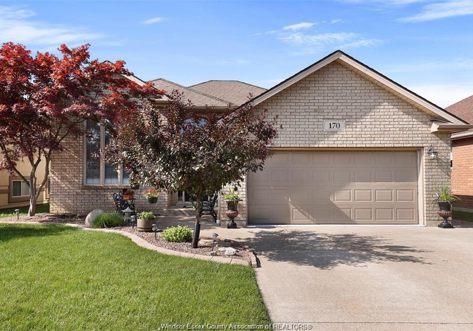 170-diane-lakeshore-ontario-26017659