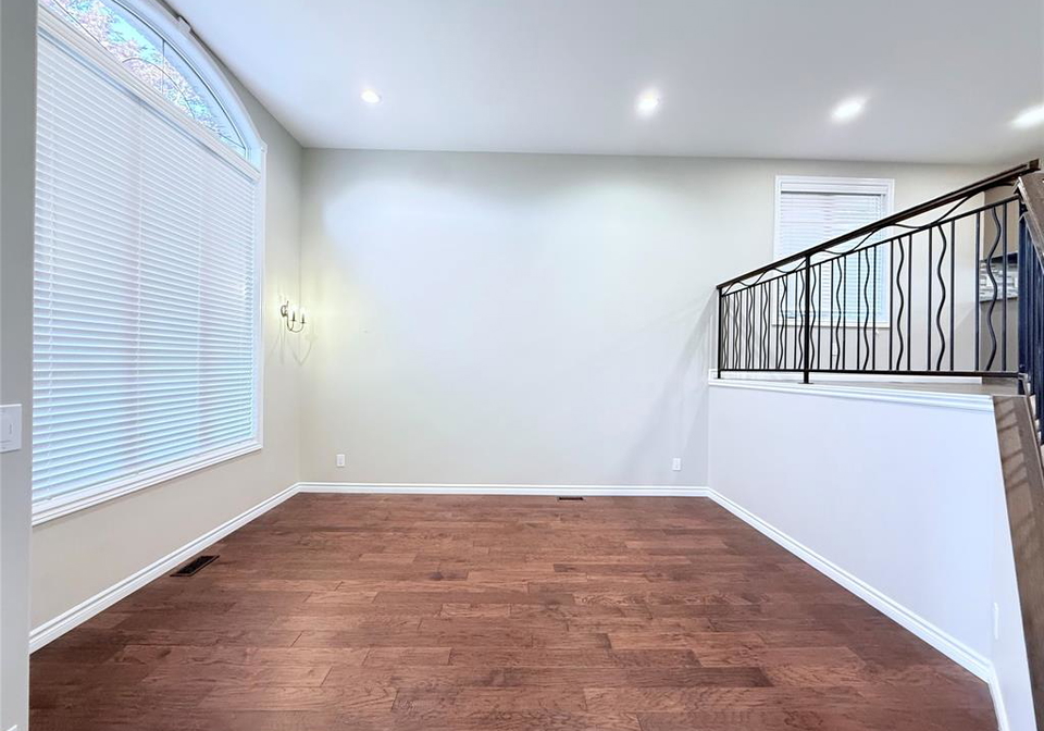 170-diane-lakeshore-ontario-26017659