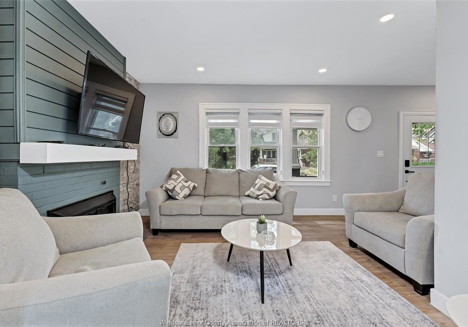 1516-dougall-avenue-windsor-ontario-26017669