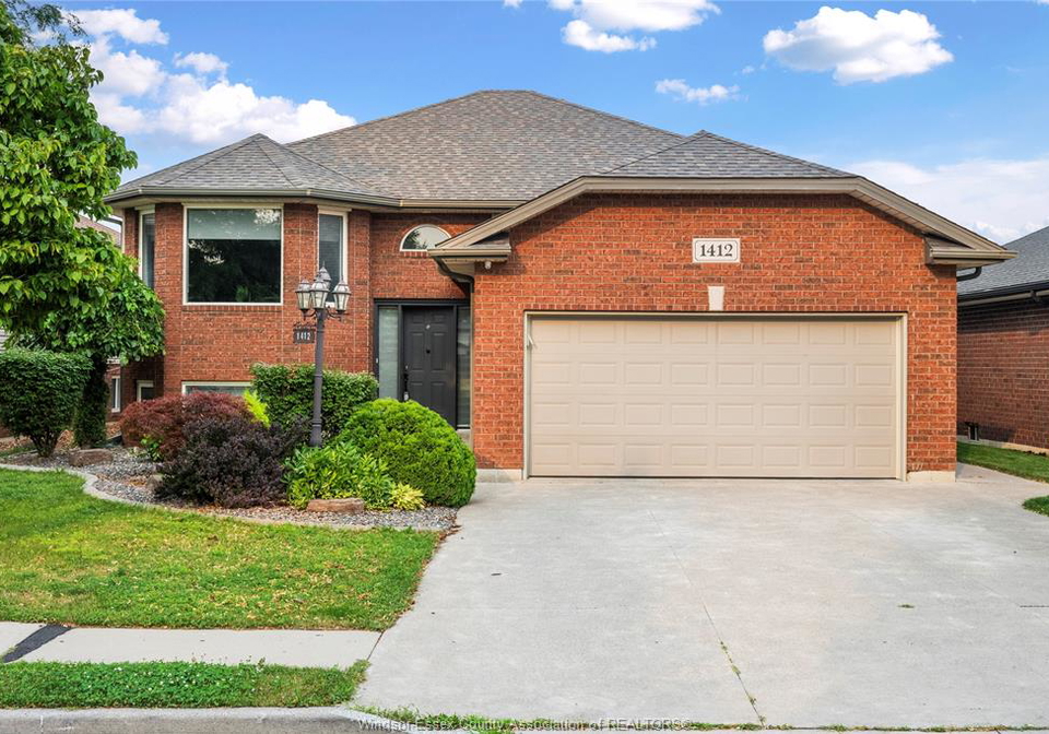 1412-katella-avenue-windsor-ontario-26017678