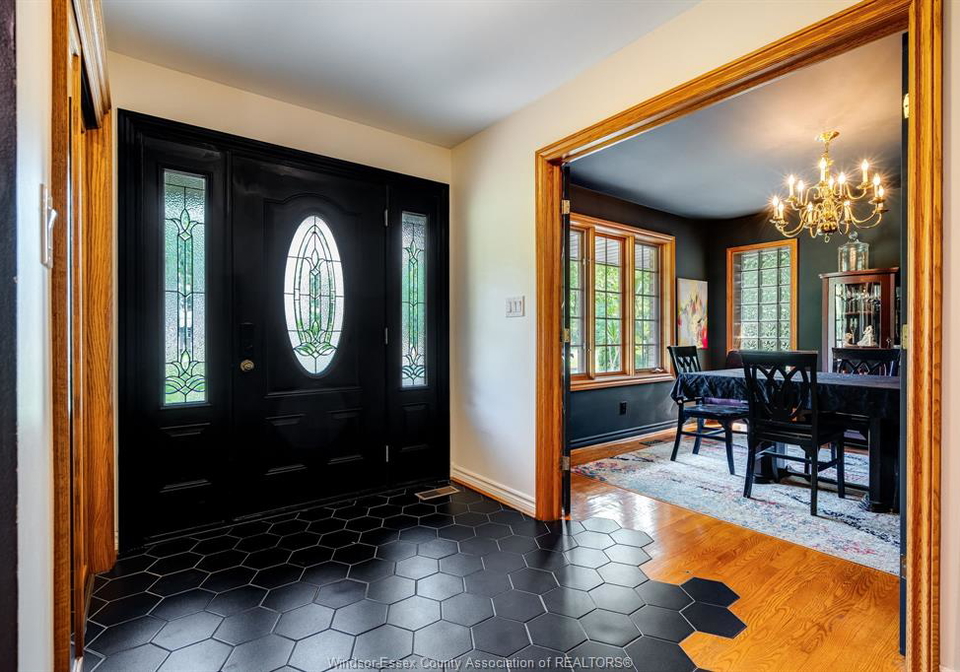 453-gregory-wheatley-ontario-26017688