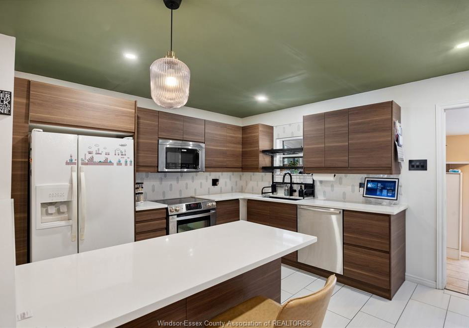 1657-westminster-boulevard-windsor-ontario-26017711