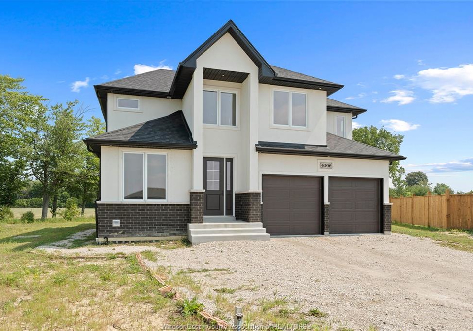 4506-ursula-comber-ontario-26017716