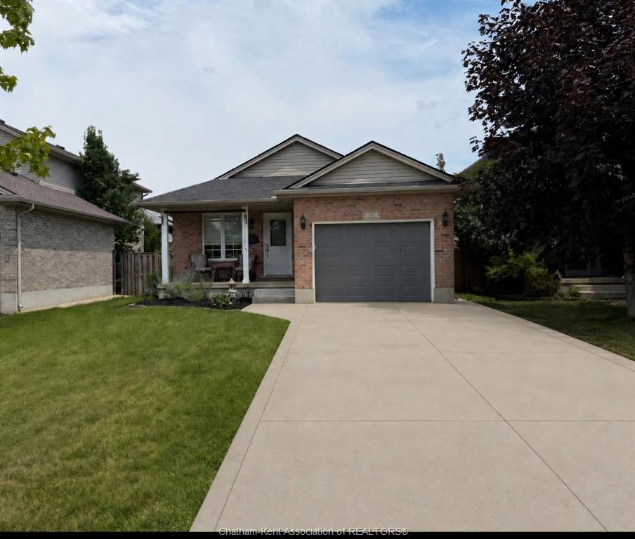 19-faith-boulevard-elgin-county-ontario-26017721