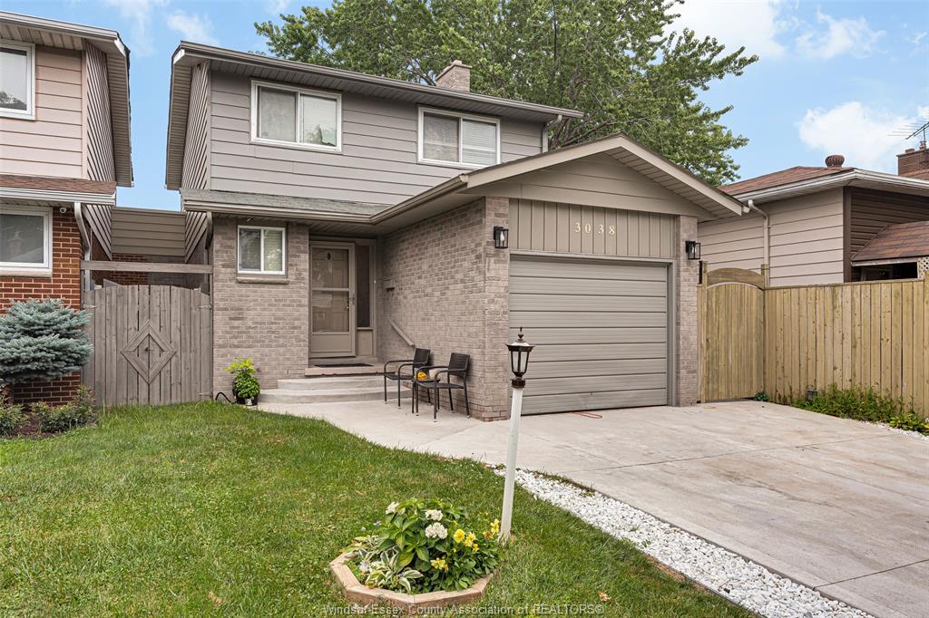 3038-brimley-windsor-ontario-26017728