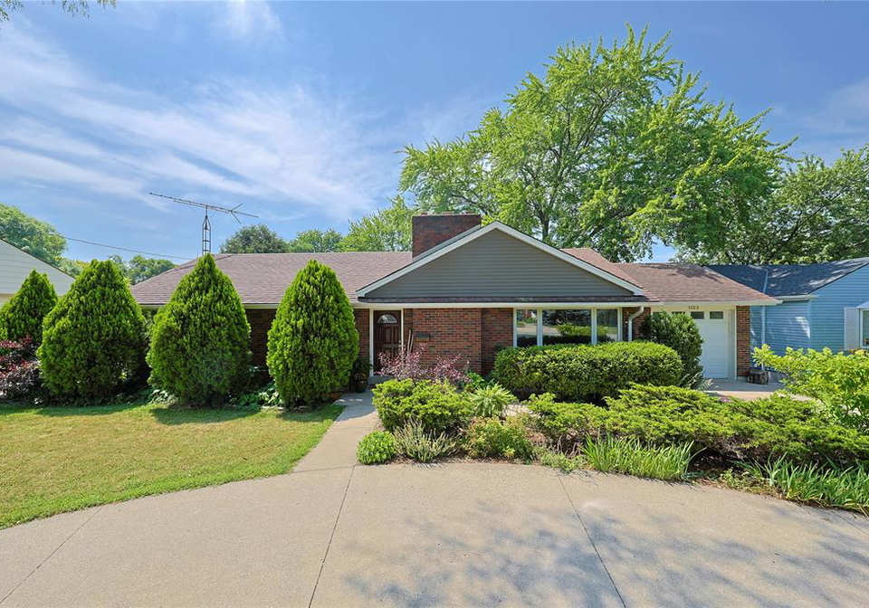 1023-london-road-sarnia-ontario-26017749