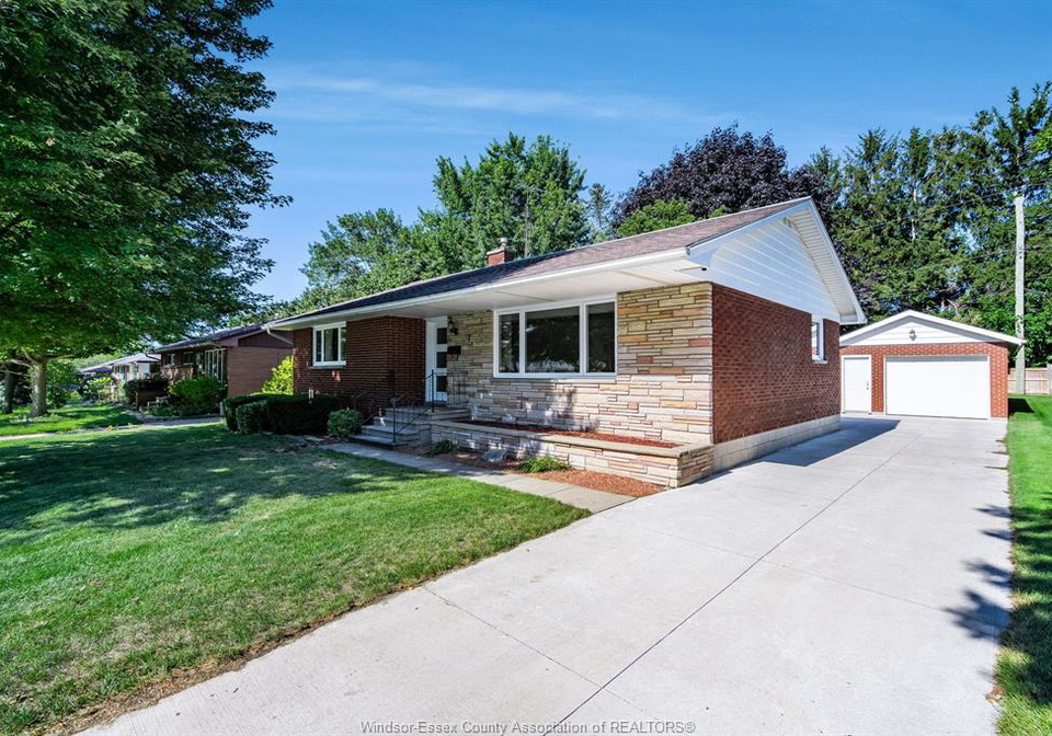 7-jane-street-leamington-ontario-26017766
