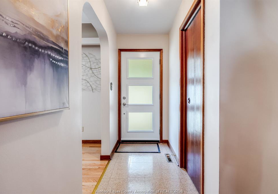 7-jane-street-leamington-ontario-26017766
