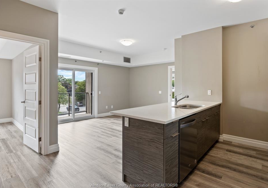 955-ouellette-avenue-windsor-ontario-26017770