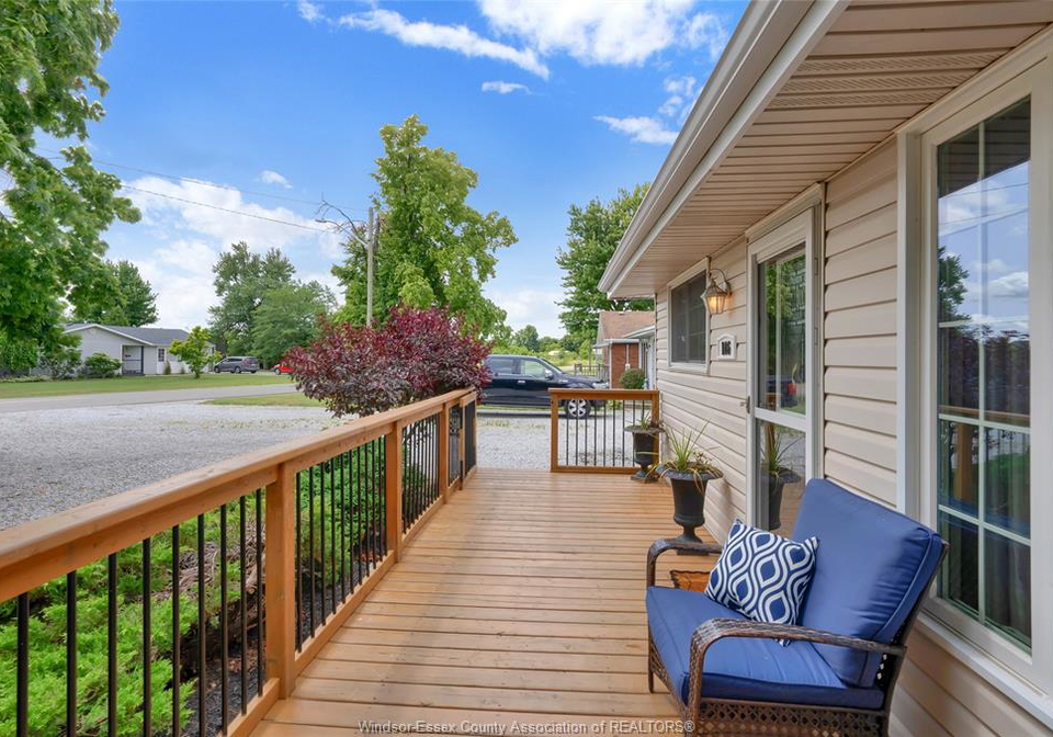 106-canal-street-east-tilbury-ontario-26017781
