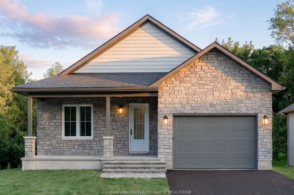 82-rabb-street-smiths-falls-ontario-26017790