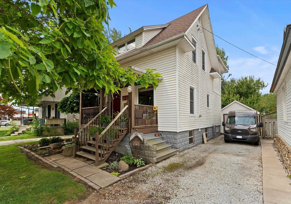 11-victoria-avenue-north-leamington-ontario-26017794