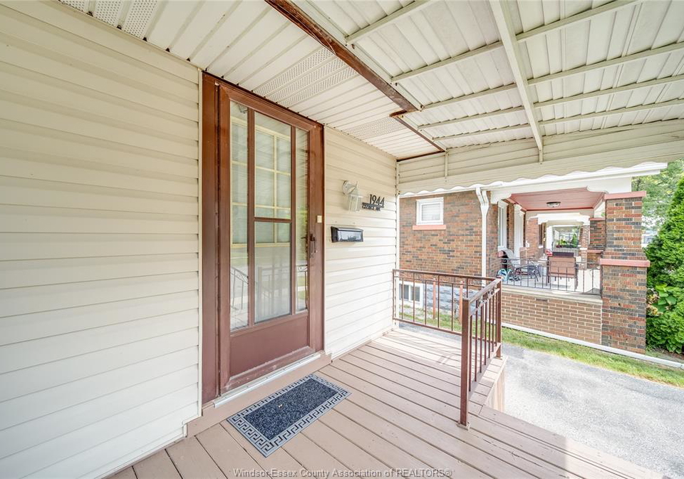 1944-george-avenue-windsor-ontario-26017830