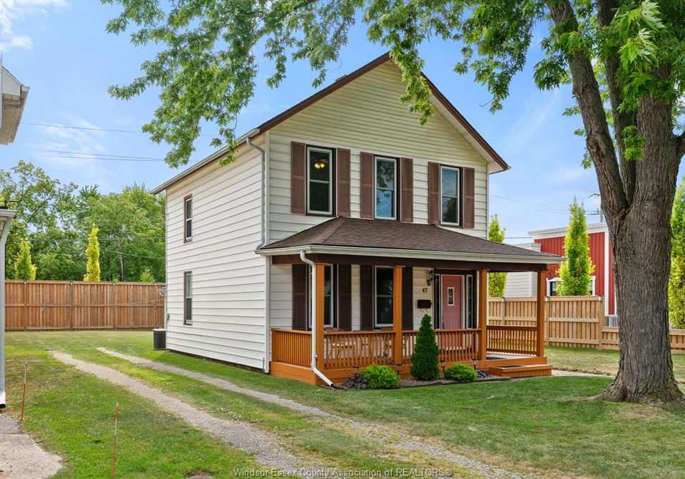 47-sandwich-street-south-amherstburg-ontario-26017849