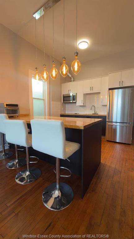 1154-wyandotte-street-east-windsor-ontario-26017875