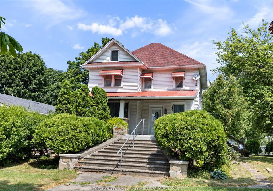 495-broadway-belle-river-ontario-26017880