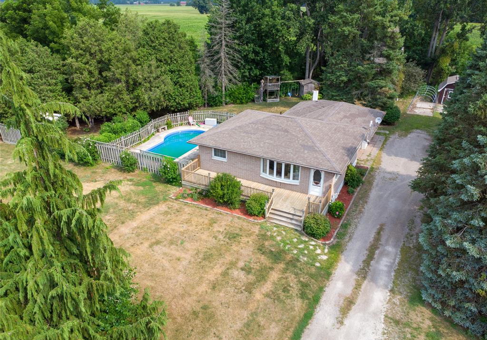 12129-baseline-road-thamesville-ontario-26017885
