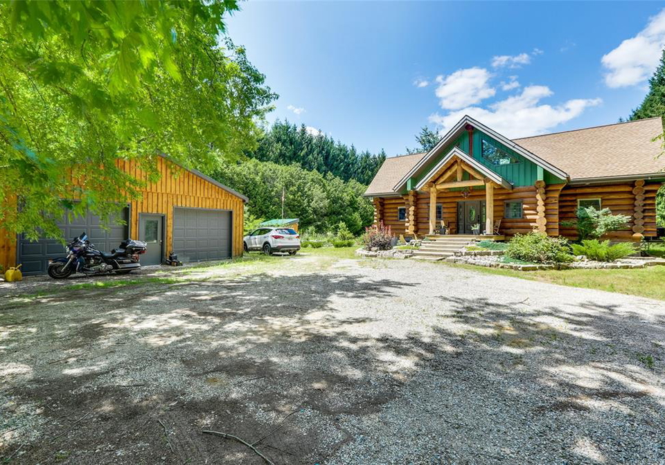 670-trillium-drive-newbury-ontario-26017888