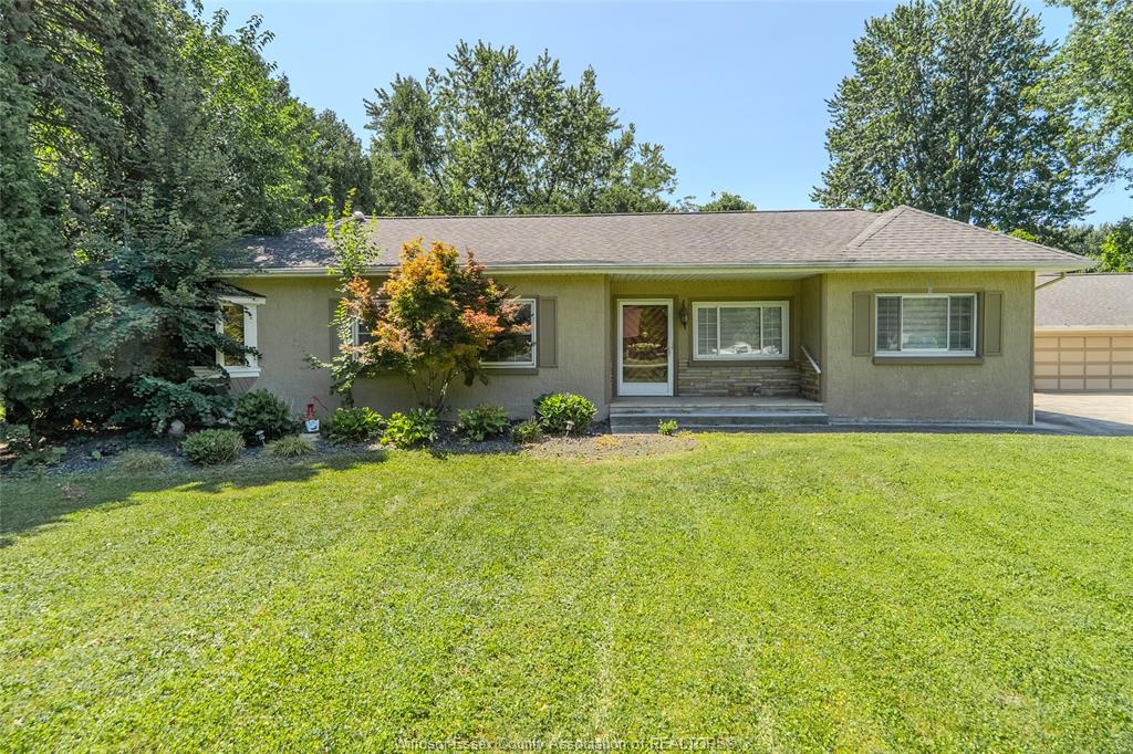 1242-reaume-road-lasalle-ontario-26017915